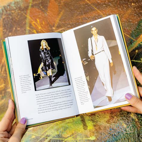 Little Book of Gucci: The Story of the Iconic Fashion House 